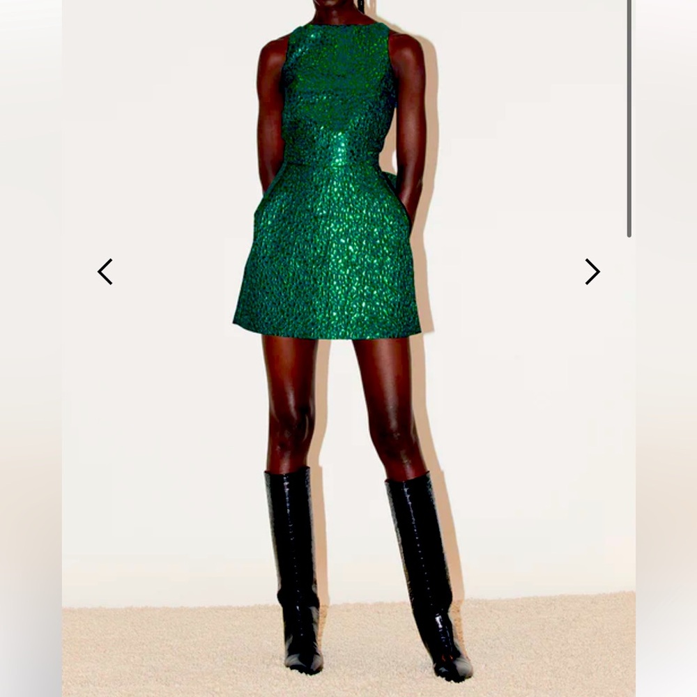 NWT Saylor Asher Mini Cocktail Dress, Emerald Jacquard with Open Back | Small 💚